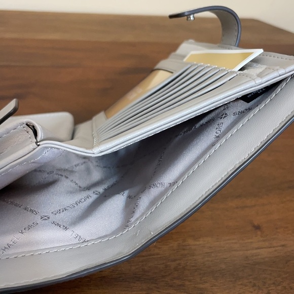 Michael Kors Jet Set double zip wristlet wallet - Picture 6 of 7